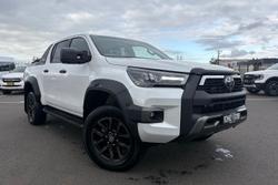 2023 Toyota Hilux Rogue
