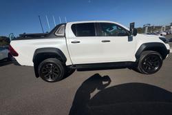 2023 Toyota Hilux Rogue