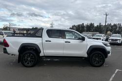 2023 Toyota Hilux Rogue