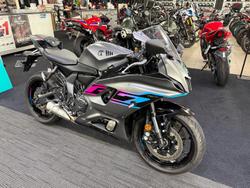 Yamaha YZF-R7 Lams