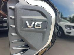 2025 Ford Everest Platinum