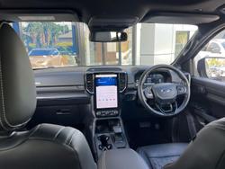 2025 Ford Everest Platinum