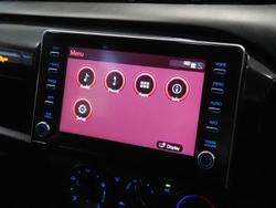 2022 Toyota Hilux SR