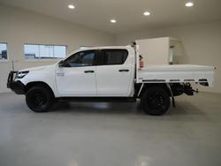2022 Toyota Hilux SR