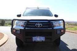 2019 Toyota Hilux SR
