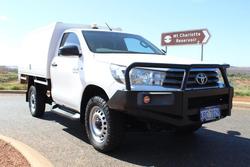 2019 Toyota Hilux SR