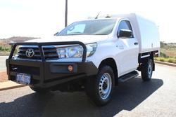 2019 Toyota Hilux SR