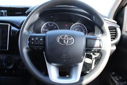 2019 Toyota Hilux SR