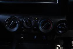 2019 Toyota Hilux SR