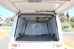 2019 Toyota Hilux SR