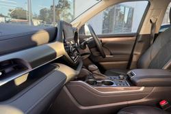 2023 Toyota Kluger Grande