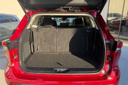 2023 Toyota Kluger Grande