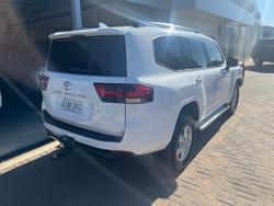 2022 Toyota Landcruiser GXL FJA300R 4X4 Dual Range Glacier White