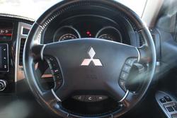 2017 Mitsubishi Pajero GLX