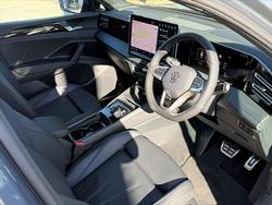 2025 Volkswagen TIGUAN R-LINE