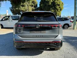 2025 Volkswagen TIGUAN R-LINE