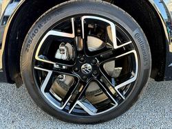 2025 Volkswagen TIGUAN R-LINE