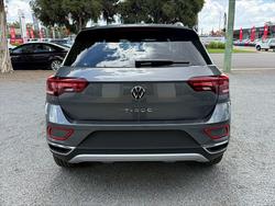 2025 Volkswagen T-ROC STYLE