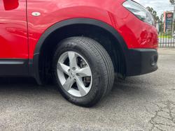 2012 Nissan Dualis ST