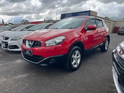 2012 Nissan Dualis ST