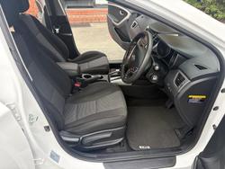 2014 Hyundai i30 Active GD2 MY14 Creamy White