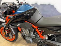 2023 Ktm 890 DUKE R BLUE