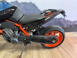 2023 Ktm 890 DUKE R BLUE