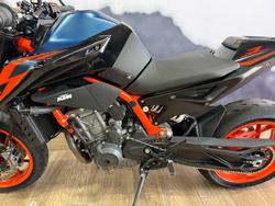 2023 Ktm 890 DUKE R BLUE