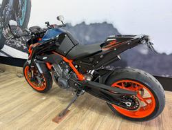 2023 Ktm 890 DUKE R BLUE