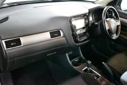 2014 Mitsubishi Outlander ES