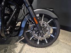 2021 Indian ROADMASTER DARK HORSE BLACK