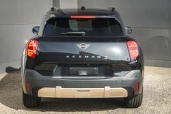 2025 MINI Aceman SE Favoured