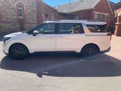 2024 Kia Carnival S