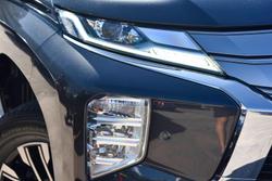 2022 Mitsubishi Pajero Sport Exceed