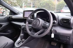 2024 Toyota Yaris Ascent Sport
