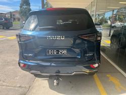 2023 Isuzu MU-X LS-T