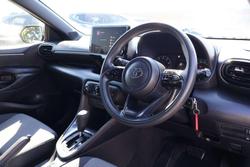 2024 Toyota Yaris Ascent Sport