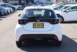 2024 Toyota Yaris Ascent Sport