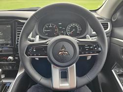 2025 Mitsubishi Pajero Sport GLS