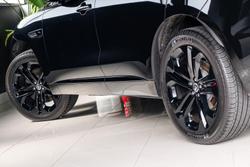 2025 Jaguar F-PACE PHEV P400e R-Dynamic SE 90th Anniversary Edition