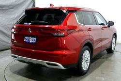 2022 Mitsubishi Outlander LS