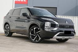 2025 Mitsubishi Outlander PHEV Exceed Tourer