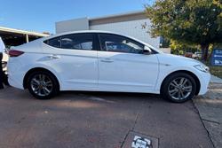 2016 Hyundai Elantra Active