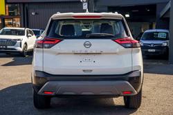 2025 Nissan X-TRAIL ST