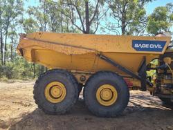 2014 Caterpillar 740B