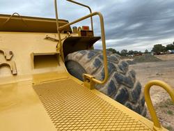 2014 Caterpillar 740B