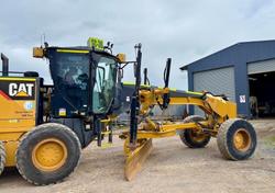 2017 Caterpillar 12M