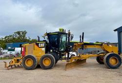 2017 Caterpillar 12M