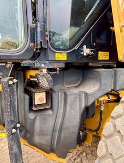 2017 Caterpillar 12M