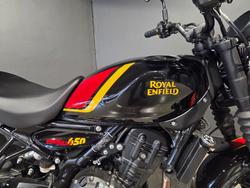 2025 Royal Enfield GUERILLA 450 BLACK